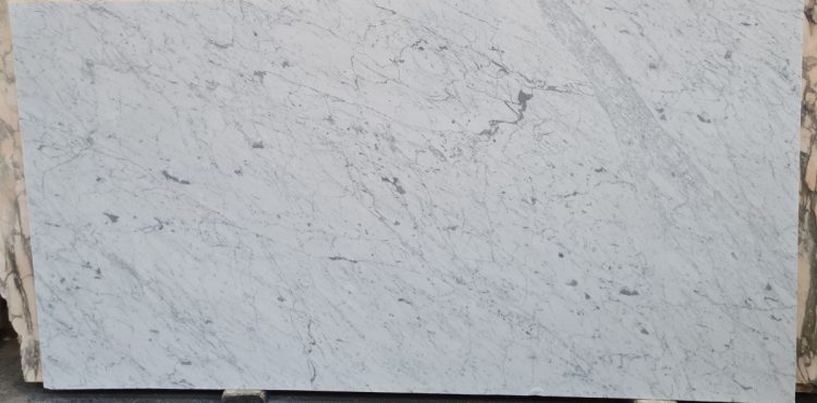 Carrara 2